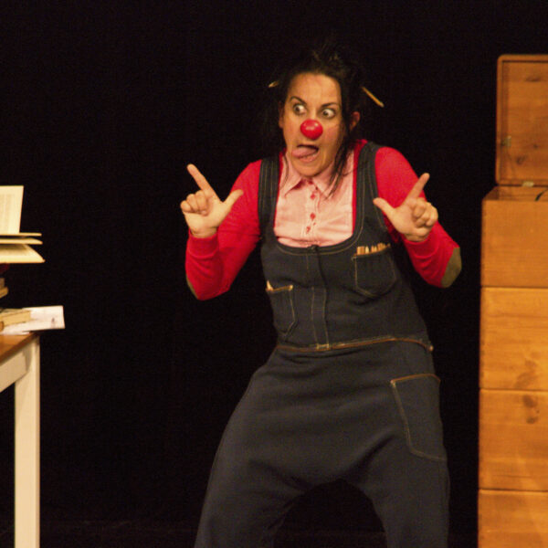 badut taldea zirriborro mingaina